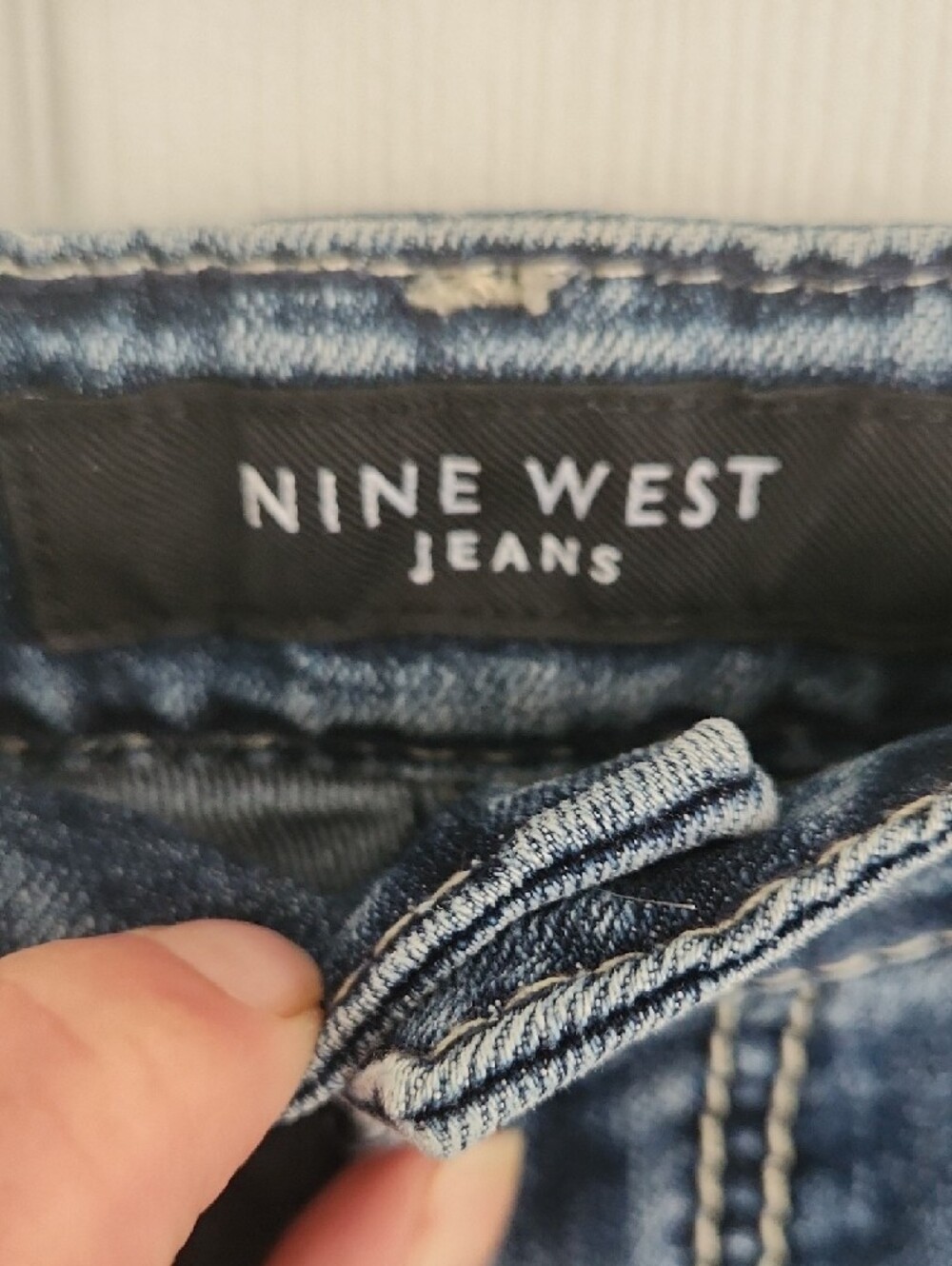 Nine West Medium Wash Cropped Straight Jeans - Picture 2 of 5